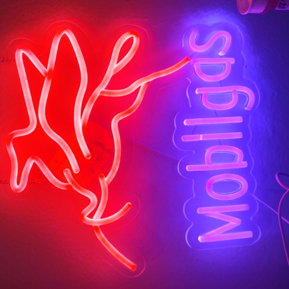 Mobil Gas Lucite Sign